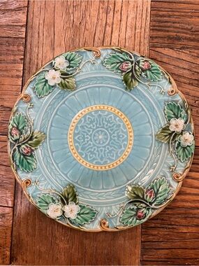 Antique French Sarreguemines Strawberry plate Majolica